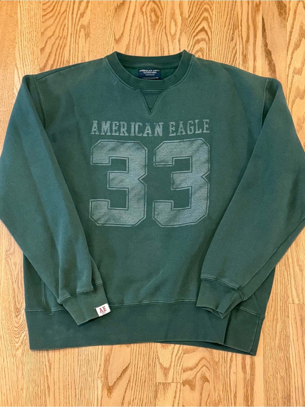 American Eagle Outfitters Forest Green '33' Crewneck Sweatshirt Vintage Y2K